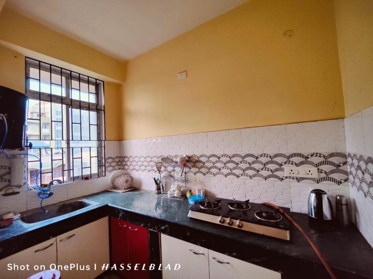 Dreams Abode Studio Apartment Guwahati Bagian luar foto