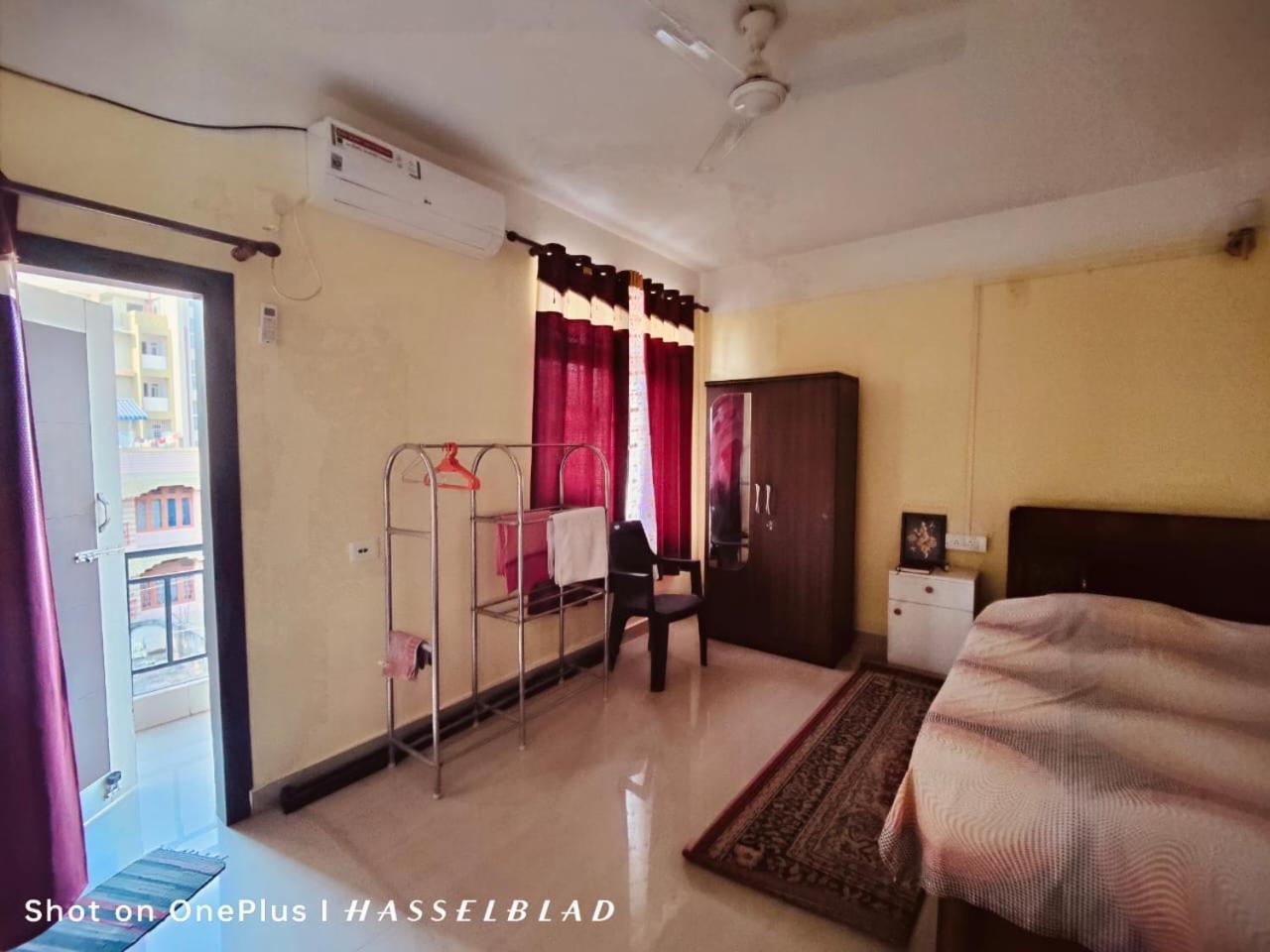 Dreams Abode Studio Apartment Guwahati Bagian luar foto
