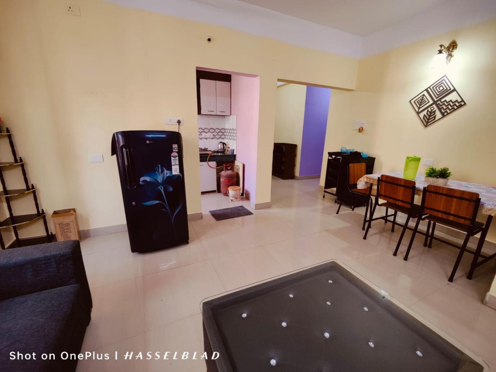 Dreams Abode Studio Apartment Guwahati Bagian luar foto