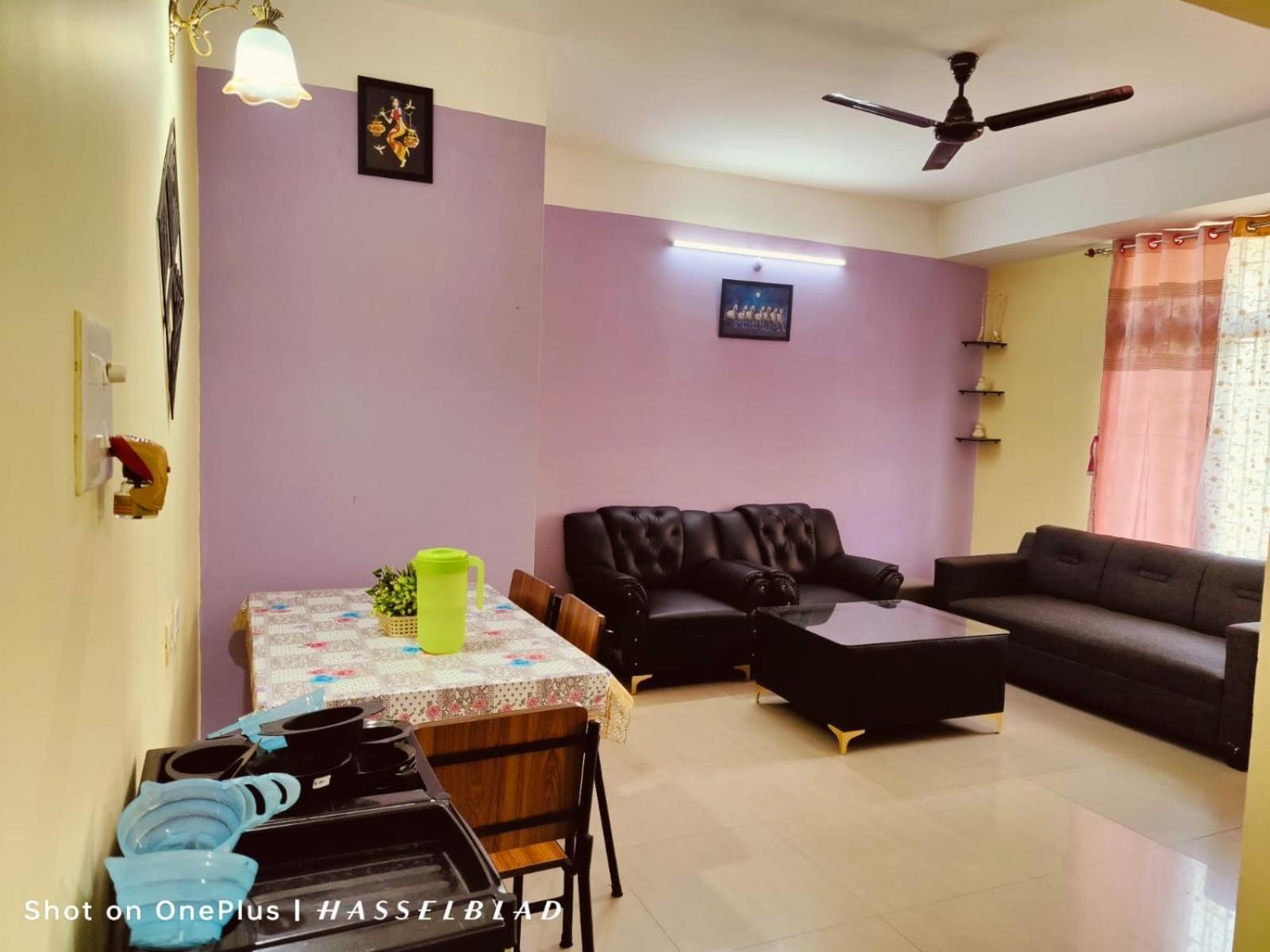 Dreams Abode Studio Apartment Guwahati Bagian luar foto