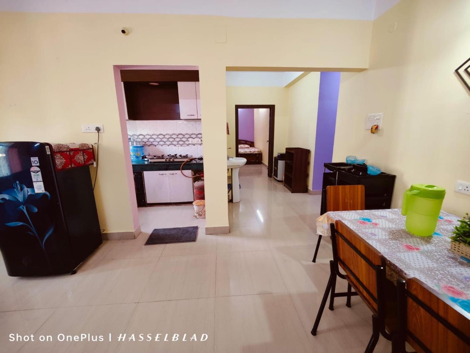 Dreams Abode Studio Apartment Guwahati Bagian luar foto