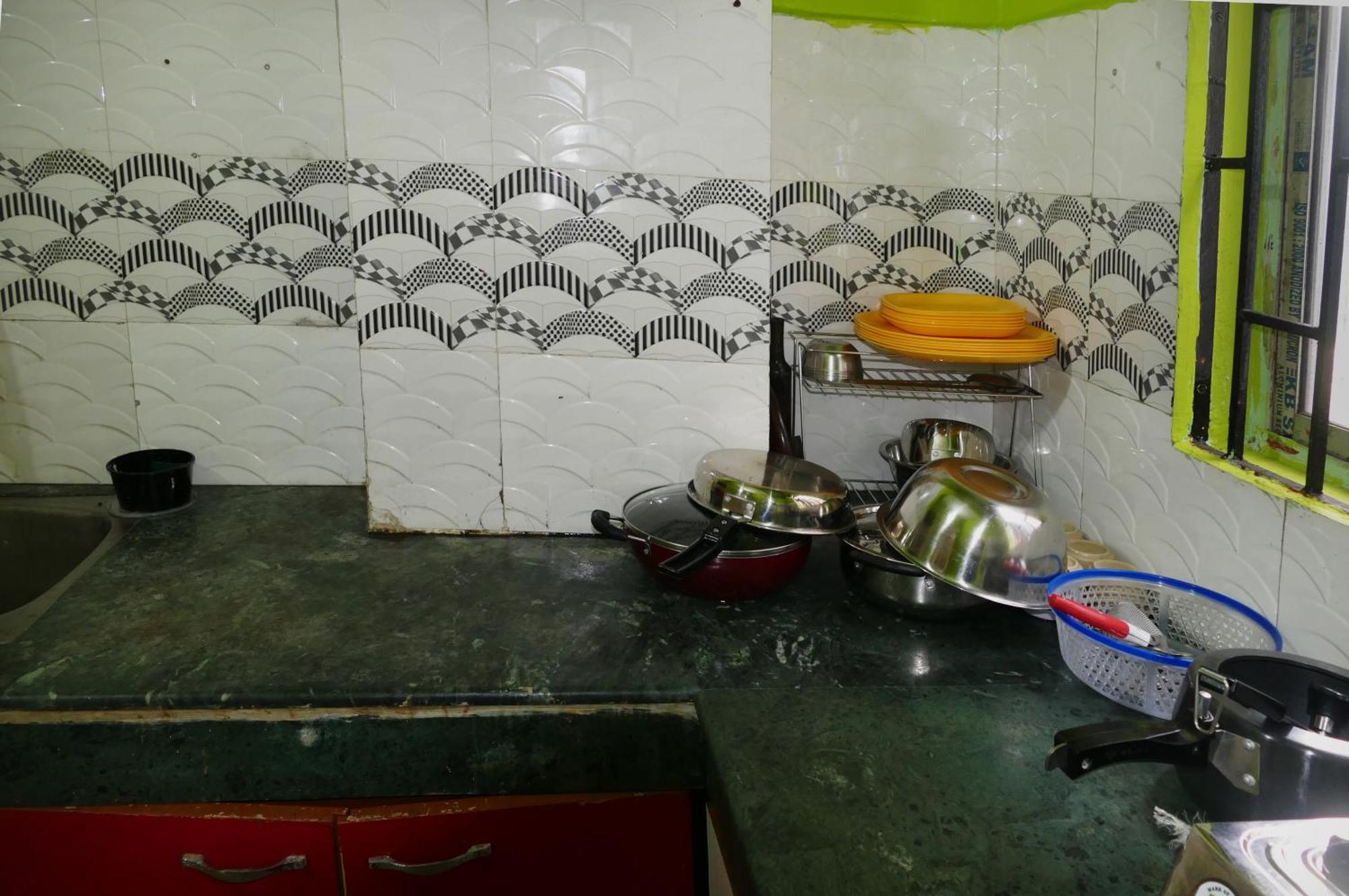 Dreams Abode Studio Apartment Guwahati Bagian luar foto
