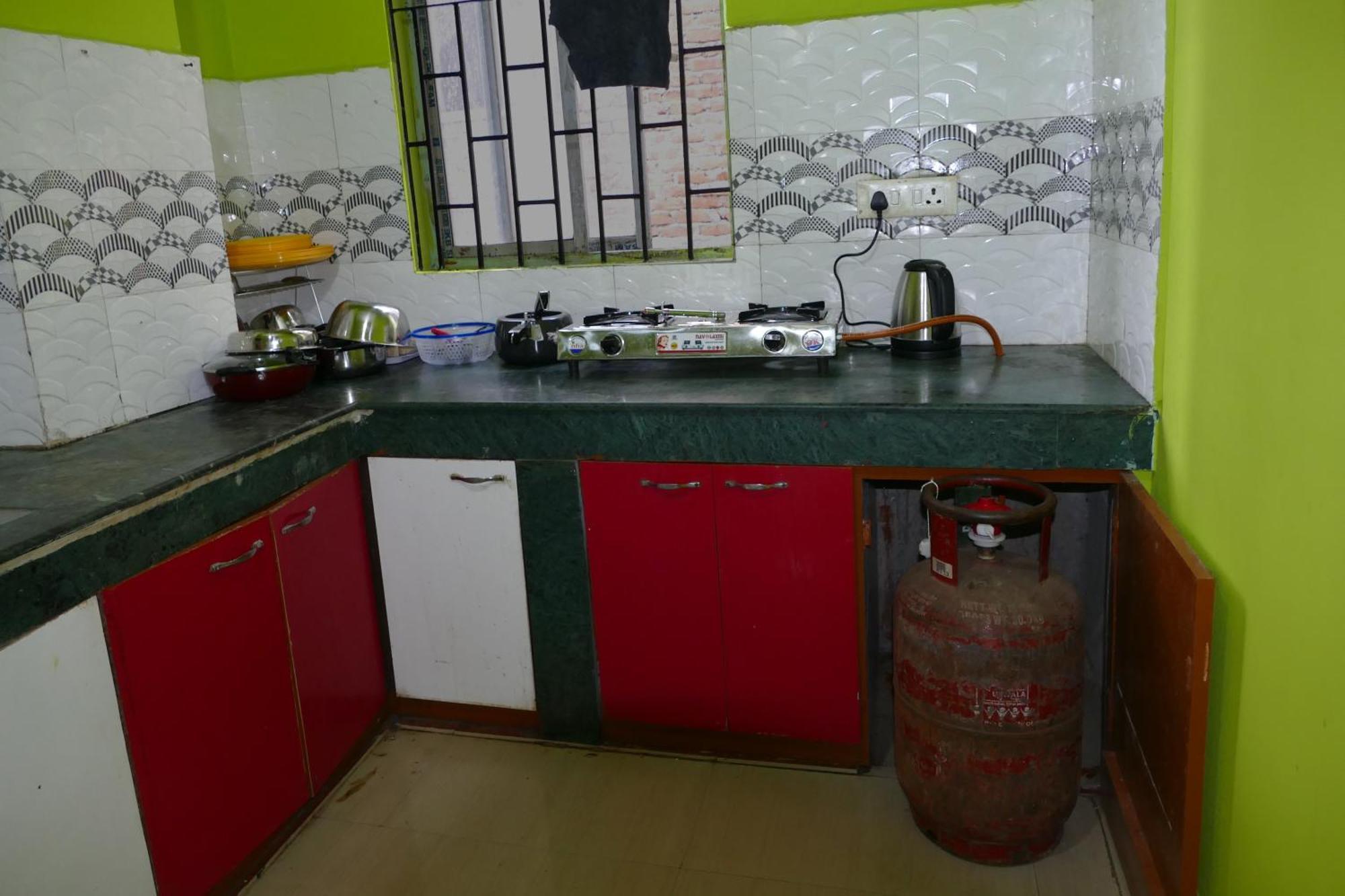 Dreams Abode Studio Apartment Guwahati Bagian luar foto