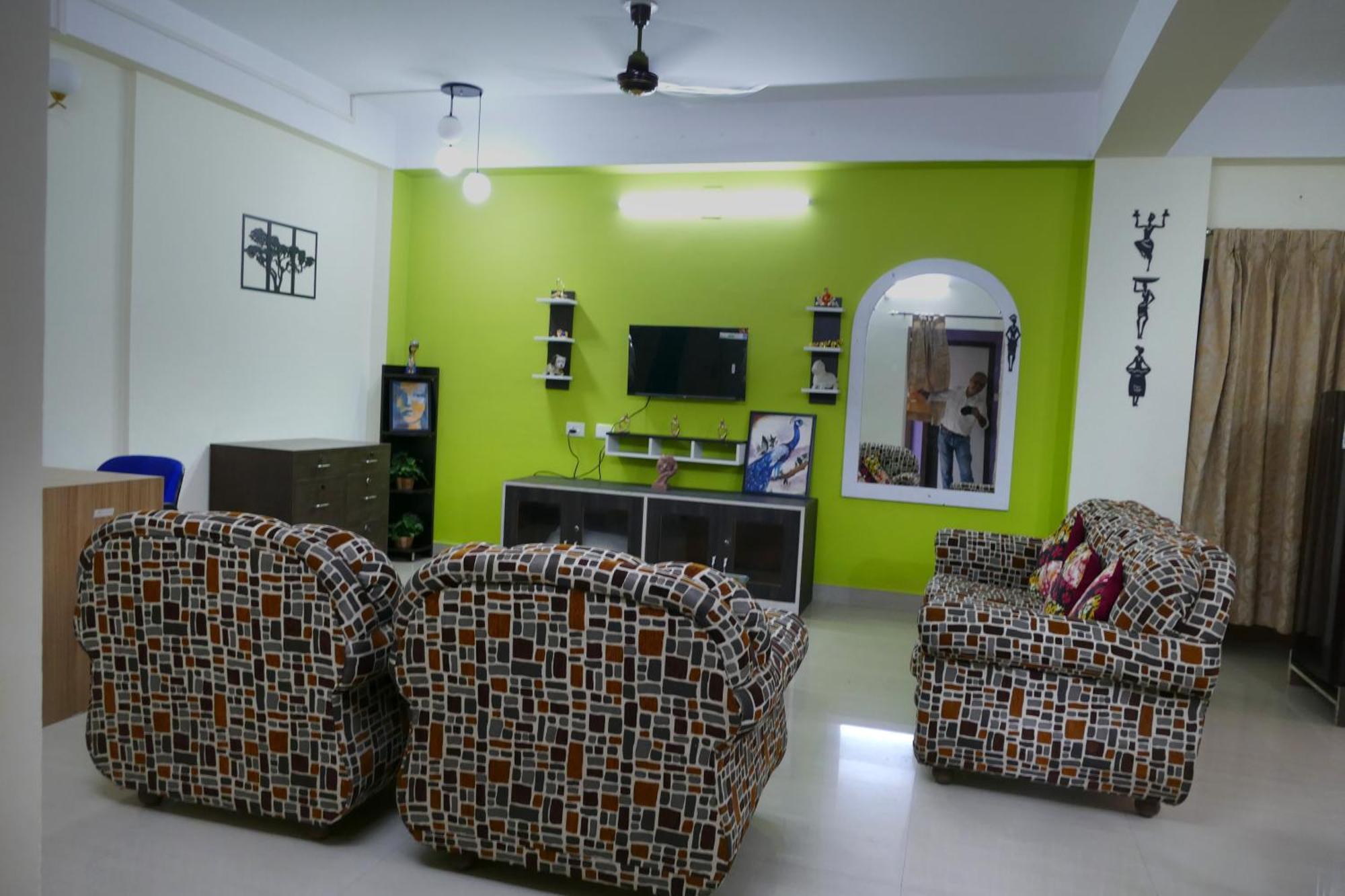 Dreams Abode Studio Apartment Guwahati Bagian luar foto